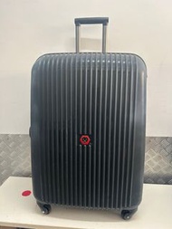 二手系列：勁好推 Polo Pierre Richi 27 吋行李箱+ 全新輪子：second hand Polo Pierre Richi 27 inch luggage + all new whe