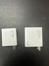 小米原裝 兩腳扁插 67w 及 120w 充電插頭（內地及台灣等地插頭 香港使用面要加轉換插頭）