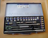 KING TONY บล็อคชุด 1/2นิ้ว 25 ชื้น ด้ามบล็อคยาว 18 นิ้ว รุ่น 4326MR หกเหลี่ยม และ รุ่น4226 MR 12