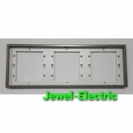 Simon 3 Gang Simon i7 Switch Frame Promo 700630-61 GREY/Dark GREY COD