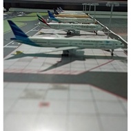 NEWEST PLANE AND AIRPORT MAT DIECAST ISTANBULDesign