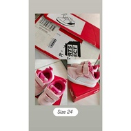 Sepatu Sneakers Kids "PUMA Courtflex V2 Grlnf42" 100% Originals Official Store (Size 24) @350K