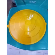 Close Doc Feeder Medion Baby Chick Feeder Medion Chicks