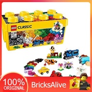 [BricksAlive] LEGO CLASSIC Medium Creative Brick Box in Plastic Storage Tub (10696)