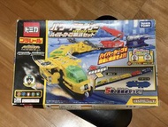 全新 TAKARA TOMY hyper builder powered liner tomica Tomica火車 路軌