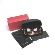 Salvatore Ferragamo #2 SF842SA 210 太陽眼鏡
Salvatore Ferragamoブラウンx 粉米色 [二手]