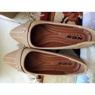 Kasut Wanita Flat Shoes XES
