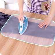 โต๊ะรีดผ้าฉนวนป้องกันตาข่ายกด1ชิ้นผ้าคลุมป้องกันตาข่ายรีดผ้าเตารีดขนาดเล็กสีสุ่ม