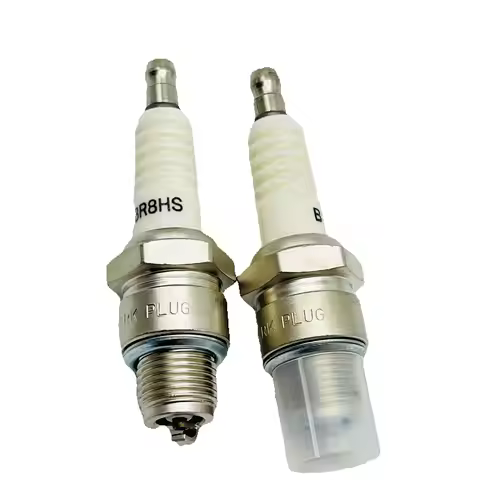 MOTOMXXX SPARK PLUGS BR8HS suitable for YAMAHA KTM BENELLI BETA APRILIA ITALIJET HONDA