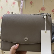 Tory burch emerson envelope franch grey