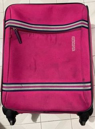 American Tourister 24吋行李夾