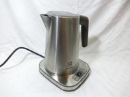 (z) 二手Electrolux 伊萊克斯 智能電茶壺 (EEK7804S) 故障零件機
