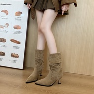 รองเท้าบูทส้นสูงสไตล์รีโทรสำหรับผู้หญิงไซส์ใหญ่ 41-45