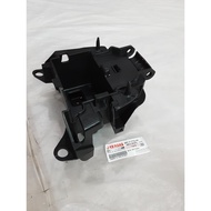 YAMAHA LC135 V2/V3/V4/V5/V6 BATTERY BOX OE/BATTERY HOLDER OE