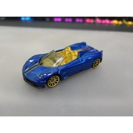 Hotwheels Pagani Huayra Roadster