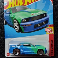 Hot Wheels '07 Ford Mustang
