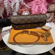 lv ivy 斜背包