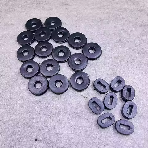 24x Black Rubber Side Cover Grommets for Suzuki GS125 GN125 CG125 EN125 GN250 GN400 GS550 GT750 RV90