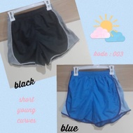 Young Curves Short Pants 003