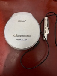 Sony Walkman CD 機 ￼