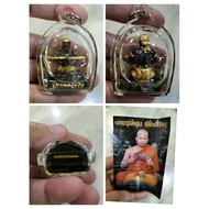弟一期
名称:带刀保镖魂魄勇

师傅: LP Sanserit “LP Kloy徒弟”

庙名:Wat Phukaothong