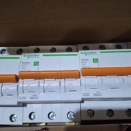 Mcb schneider domae 3p 20a 32a 25a 100% originalOriginal