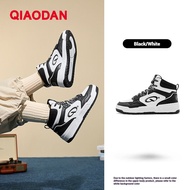 Qiaodan QC 4.0รองเท้าผ้าใบกีฬาผู้หญิงรองเท้าผ้าใบแนวสปอร์ตกันลื่นอินเทรนด์กันสึกหรอ QXL052244003