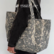 DIGITAL PUFFER TOTE BAG / DIGITAL PUFFER TOTE BAG 2IDIOTS.LABEL 2IDLB