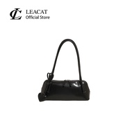 Leacat Advanced sense, simple and versatile, niche design, soft leather underarm, hand - held and cr