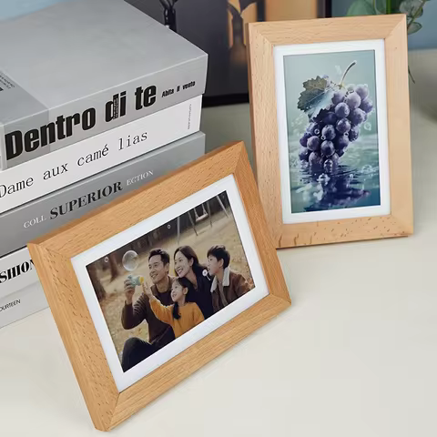 Bigme F7 7.3-inch Digital Photo Frame with Color e-ink Display, 800*480 resolution, 127PPI, WiFi Sma