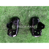 Bracket Spring Lorry HICOM ISUZU N-SERIAL NHR NKR NPR  Body Parts Front Spring Bracket