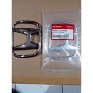 Logo H Front Grille Emblem/ HRV 2014-2018 Original