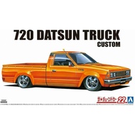 Nissan 720 Datsun Truck Brand Aoshima 1/24