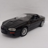 HITAM Diecast Chevrolet Camaro SS black Welly 1:24 miniature original collectible toy car