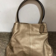 Tas Preloved Coach warna gold