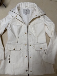 Guess 白色外套 XS