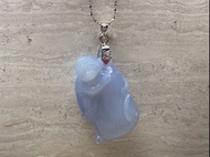 藍玉髓靈猴雕刻吊墜