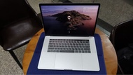 2018 macbook pro 15吋 頂規 完美無傷 銀色