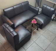 SALA SET BLACK LEATHER WITH GLASS TABLE URATEXFOAM