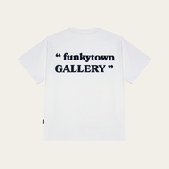 FUNKY GALLERY WHITE UNISEX MEN AND WOMEN T-SHIRT