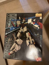MG ZZ Gundam 模型