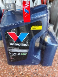 น้ำมันเครื่องยนต์เบนซิน Valvoline All Climate Premium NGV (ออลไคเมท พรีเมี่ยม )SAE 10W-40  4+1 ลิตร