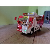 Miniatur truk | dump truk | isuzu Elf nmr 71