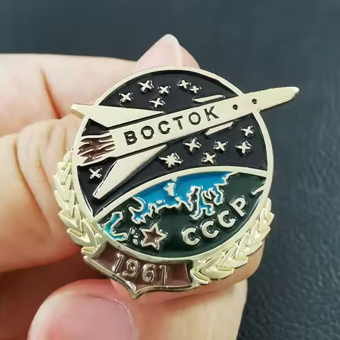 Soviet Spaceship Boctok Brooch Yuri Gagarin CCCP Cosmonautics Day 1961 Eanmel Pin Space Rockets Laun