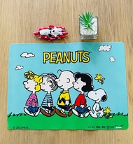 SNOOPY 史諾比食品級矽膠餐墊 PEANUTS正版授權(湖水綠)