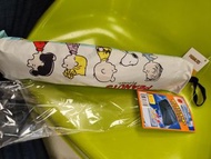 日本暢銷uv cut $98
Last one 
Size L
#uvcut
#Carsunshade 
#snoopy
#數量有限
#peanuts
#遮光
#雨傘式太陽擋
#秒速開合
#超級方便易
