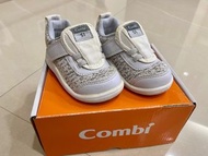 2手COMBI成長機能鞋/白色size:13.5