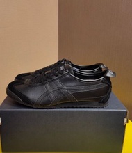 Sepatu Asic onitsuka tiger full black