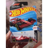 Hot Wheels F1 Ferrari Blister Crack