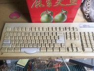 聯強 致福,,GVC ,586機械式鍵盤,AT古董大頭鍵盤,良品